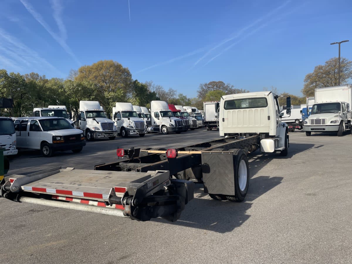 2020 Freightliner M2 106 in Beltsville, MD — photo 4