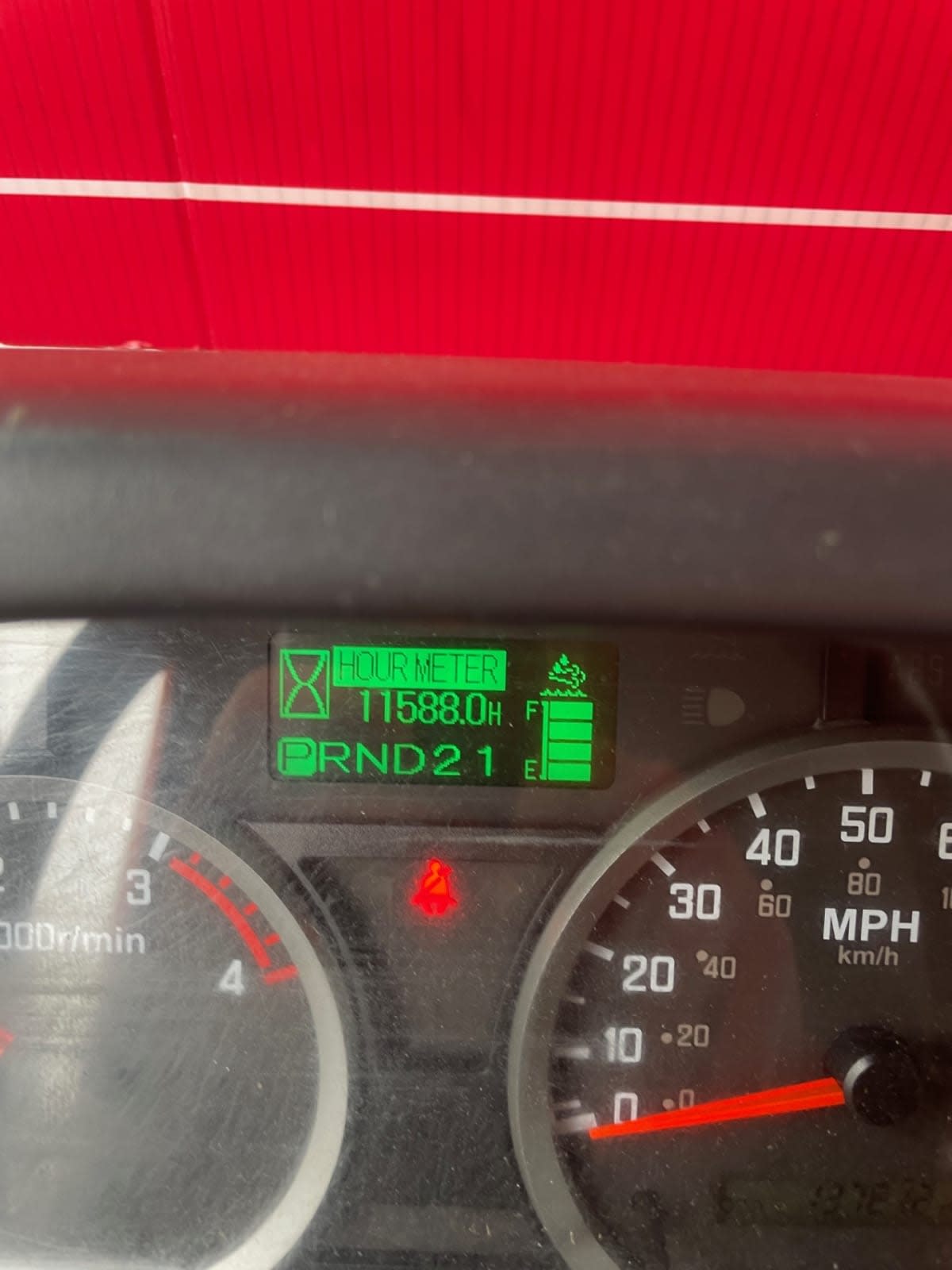 2019 Isuzu NQR in Farmingdale, NY — photo 11