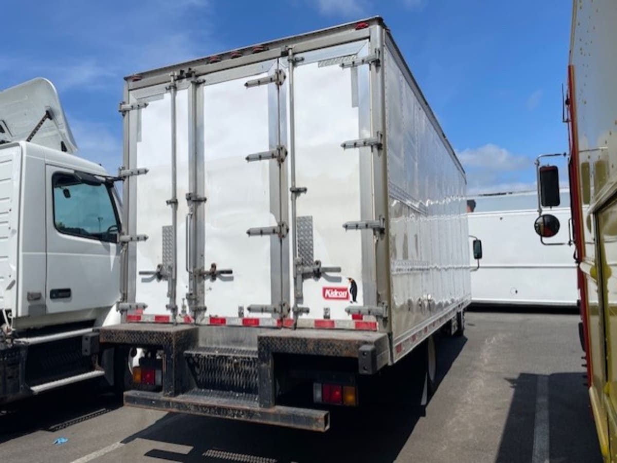 2019 Isuzu NQR in Farmingdale, NY — photo 4