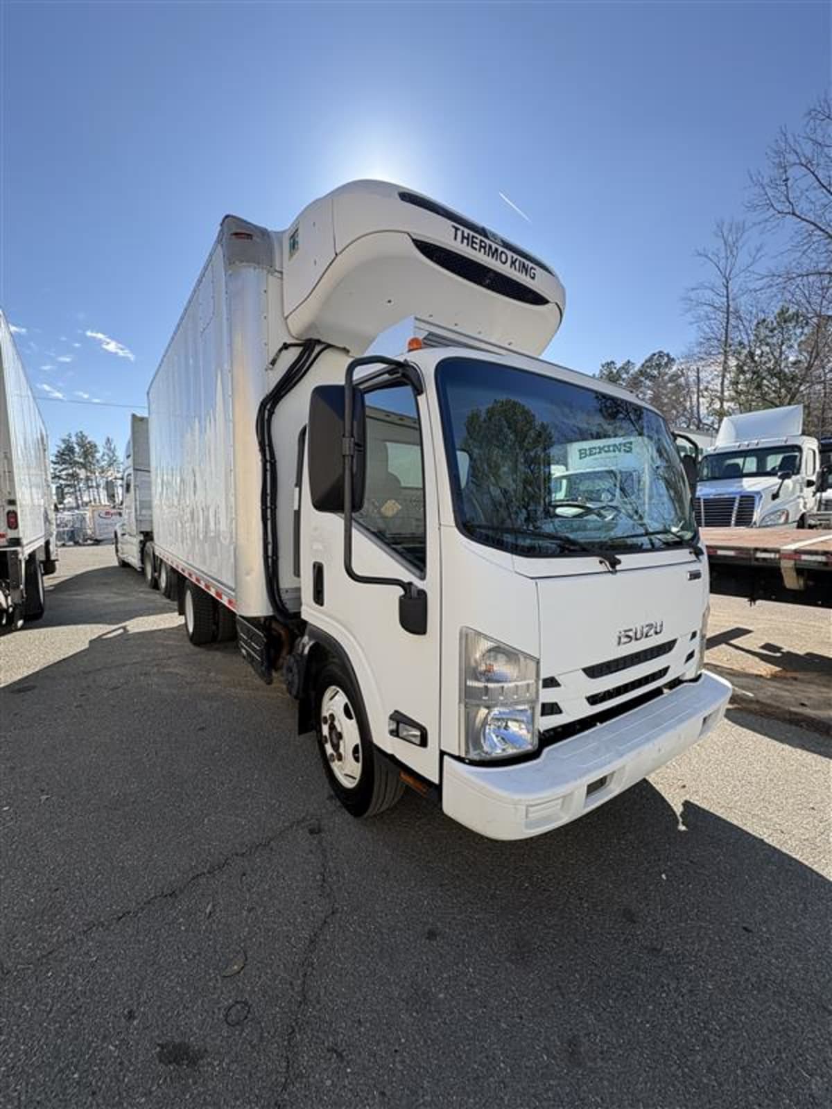 2019 Isuzu NRR in Ashland, VA — photo 3