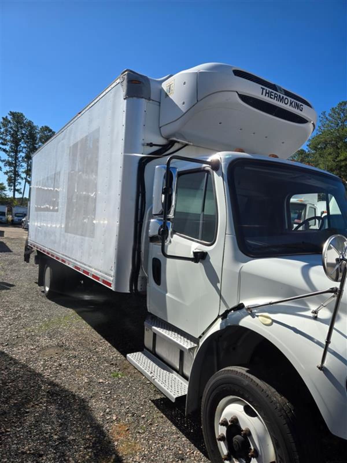 2020 Freightliner M2 106 in Ashland, VA — photo 3