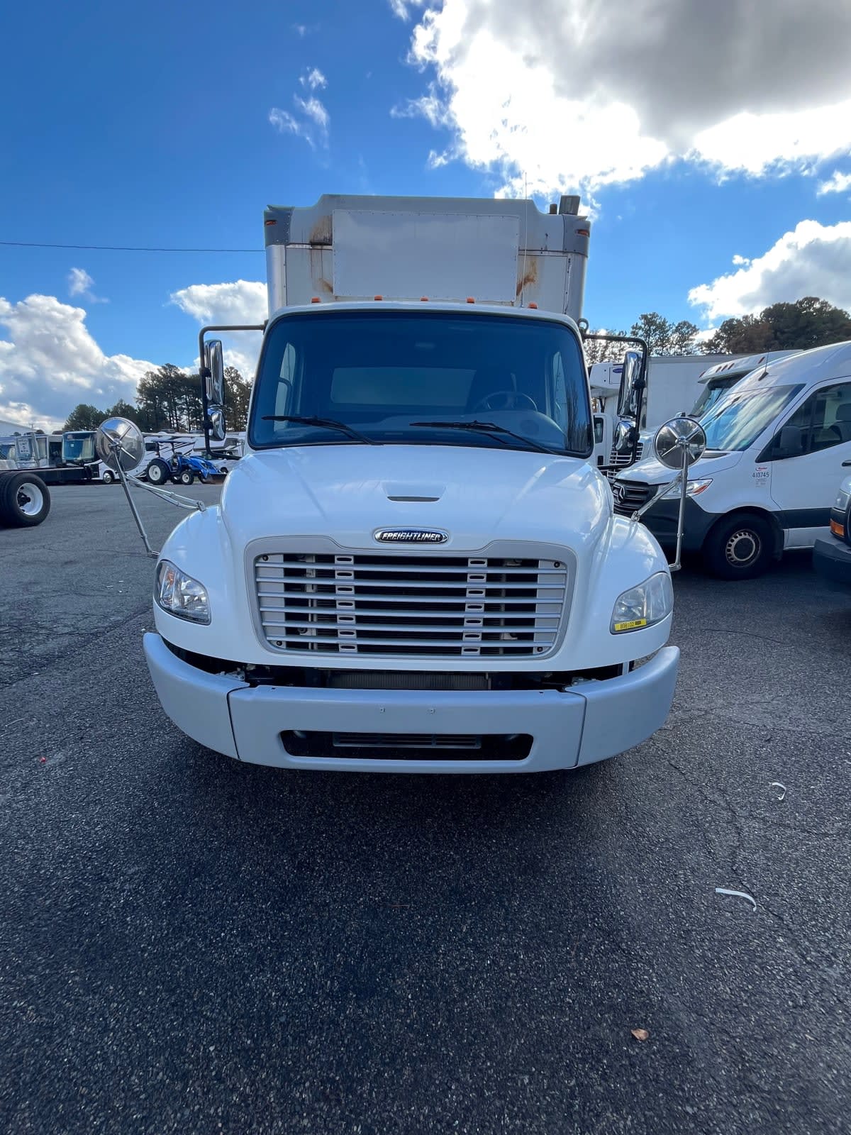2020 Freightliner M2 106 in Ashland, VA — photo 2