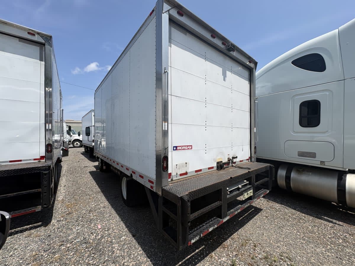 2019 Isuzu NRR in Ashland, VA — photo 6