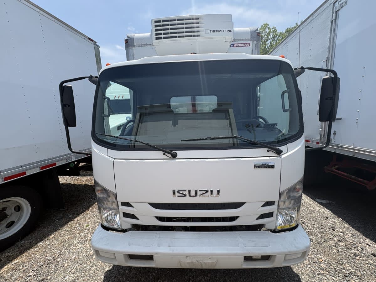 2019 Isuzu NRR in Ashland, VA — photo 2