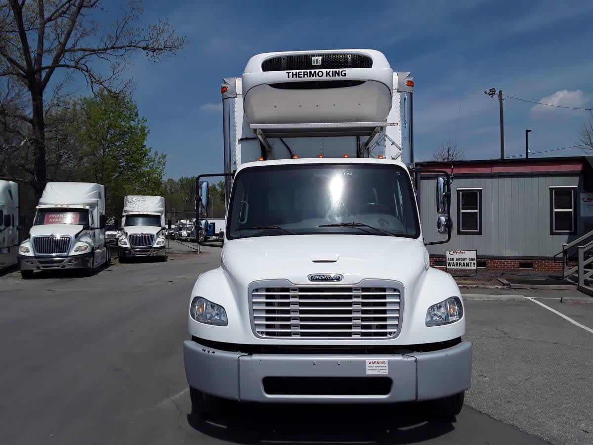 2020 Freightliner M2 106 in Charlotte, NC — photo 2