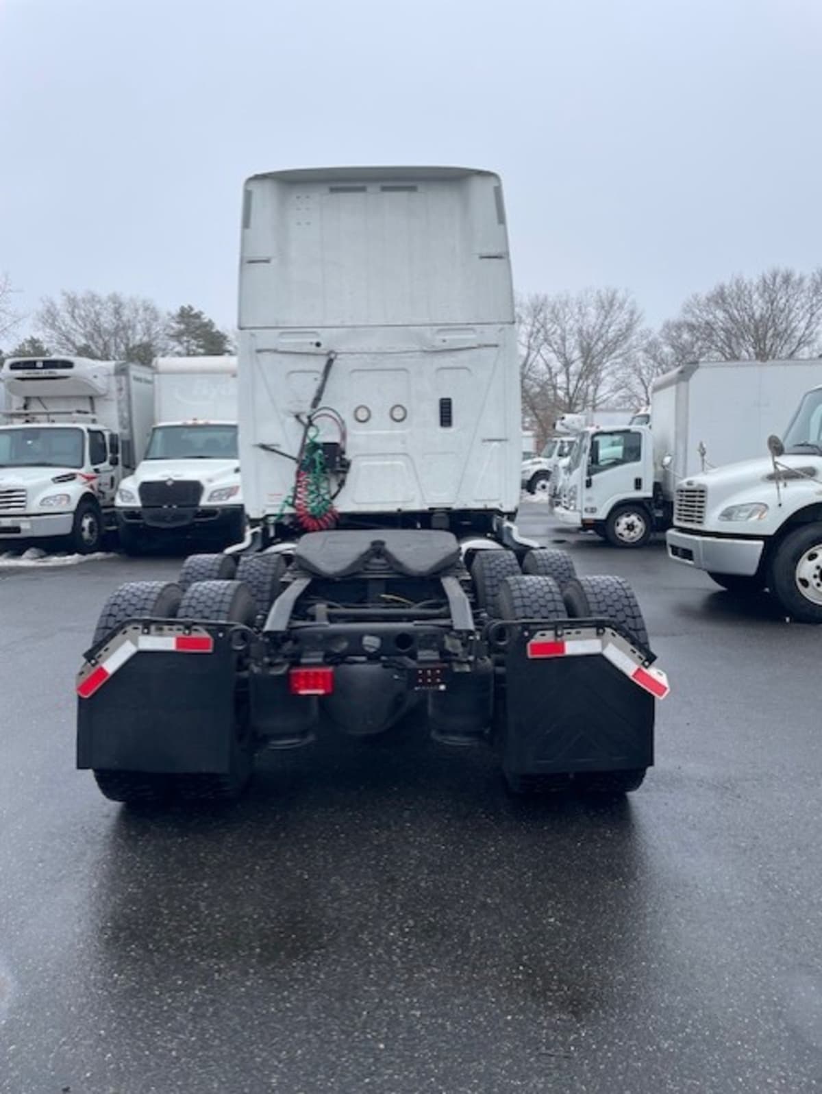 2019 International LT in Farmingdale, NY — photo 5