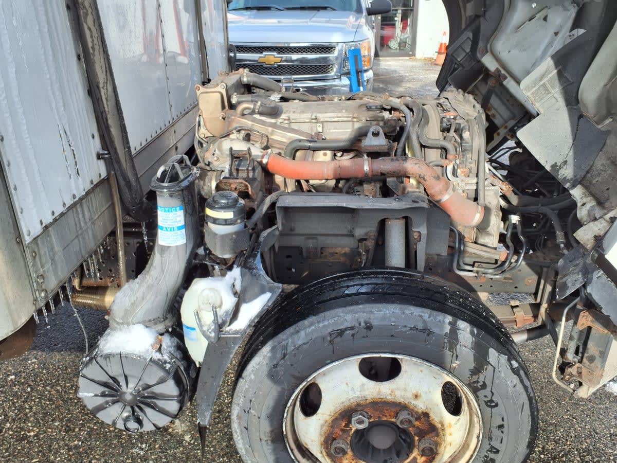 2019 Isuzu NQR in Salisbury, MA — photo 10