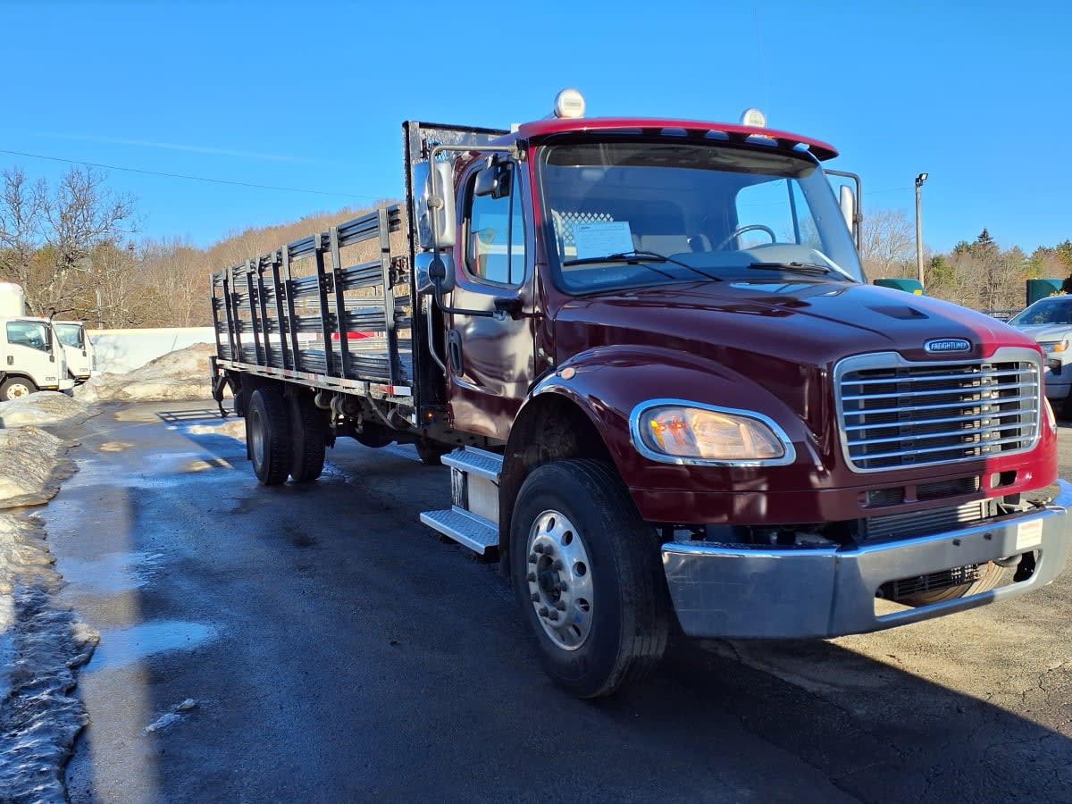 2020 Freightliner M2 106 in Salisbury, MA — photo 3