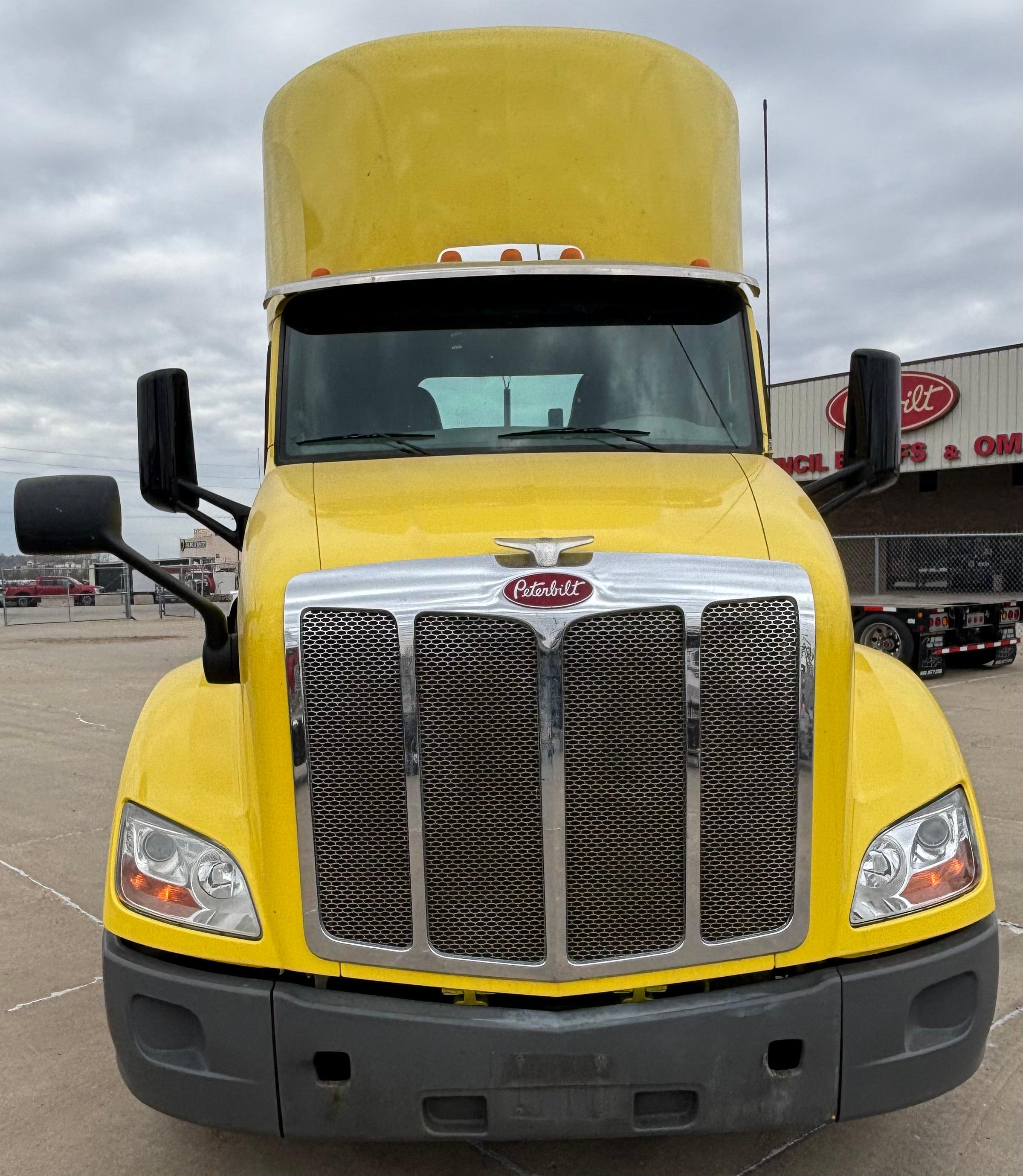 2021 Peterbilt 579 in NORFOLK, NE — photo 4