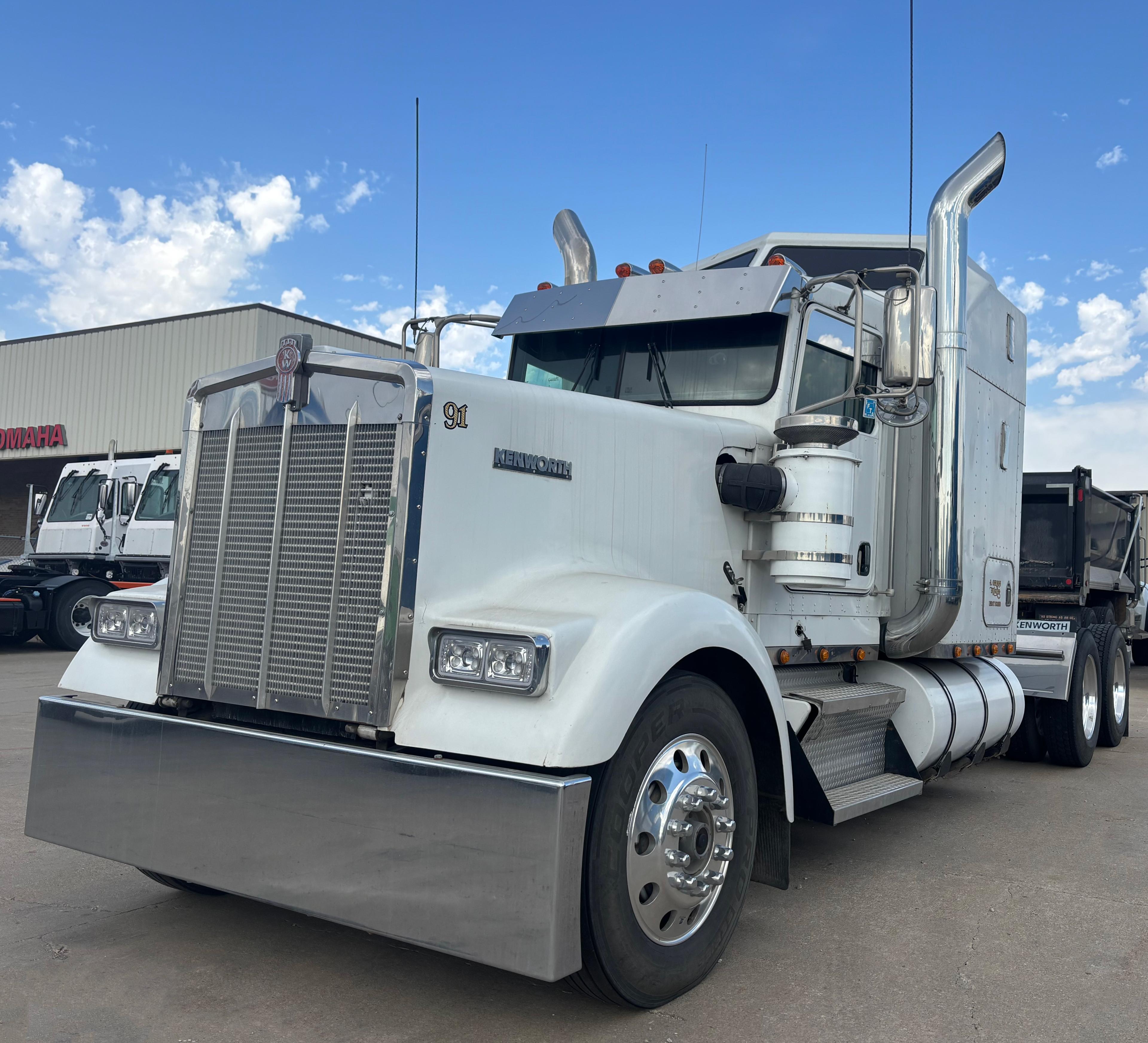 1993 Kenworth W900