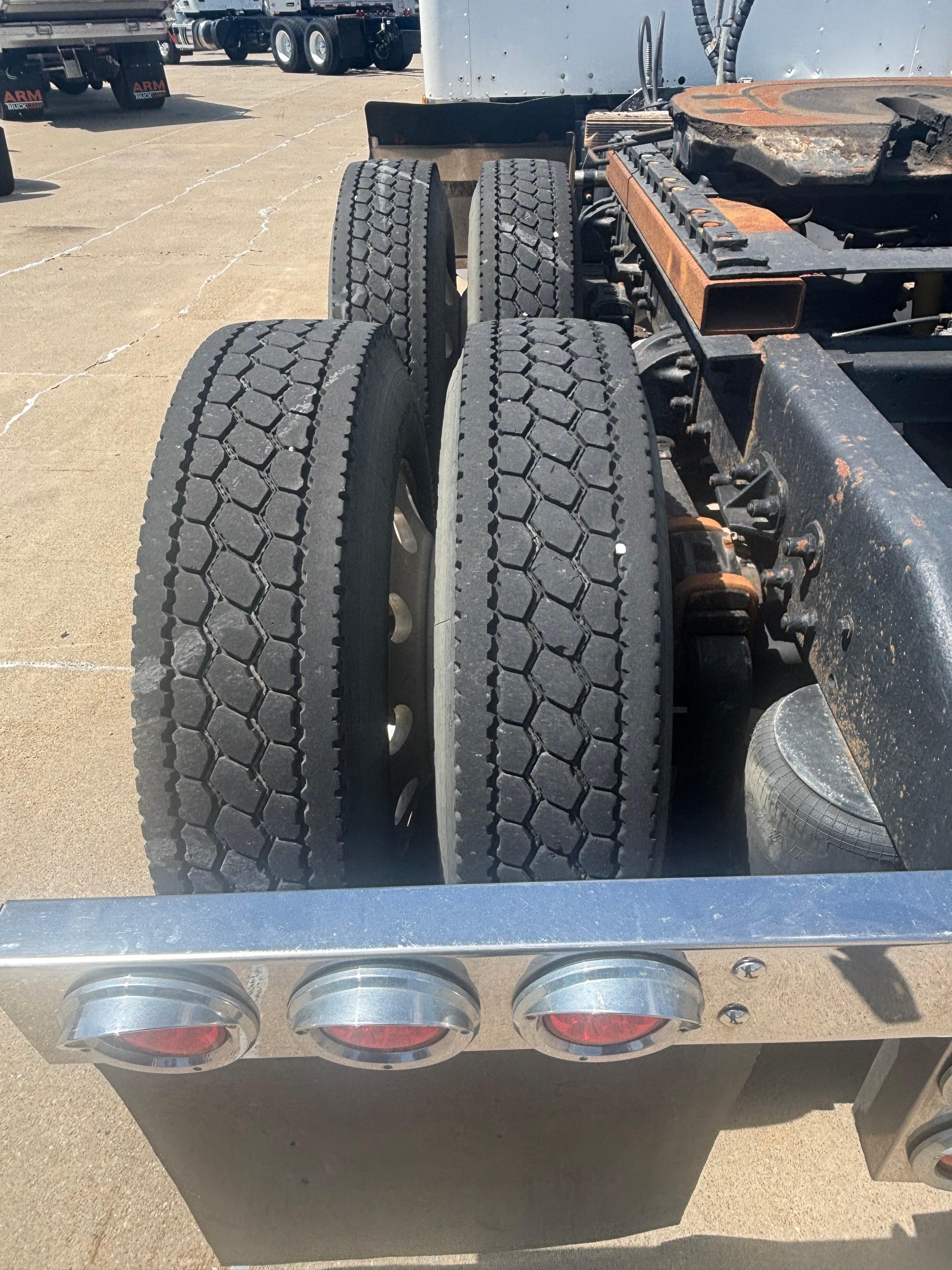 1993 Kenworth W900 in COUNCIL BLUFFS, IA — photo 14