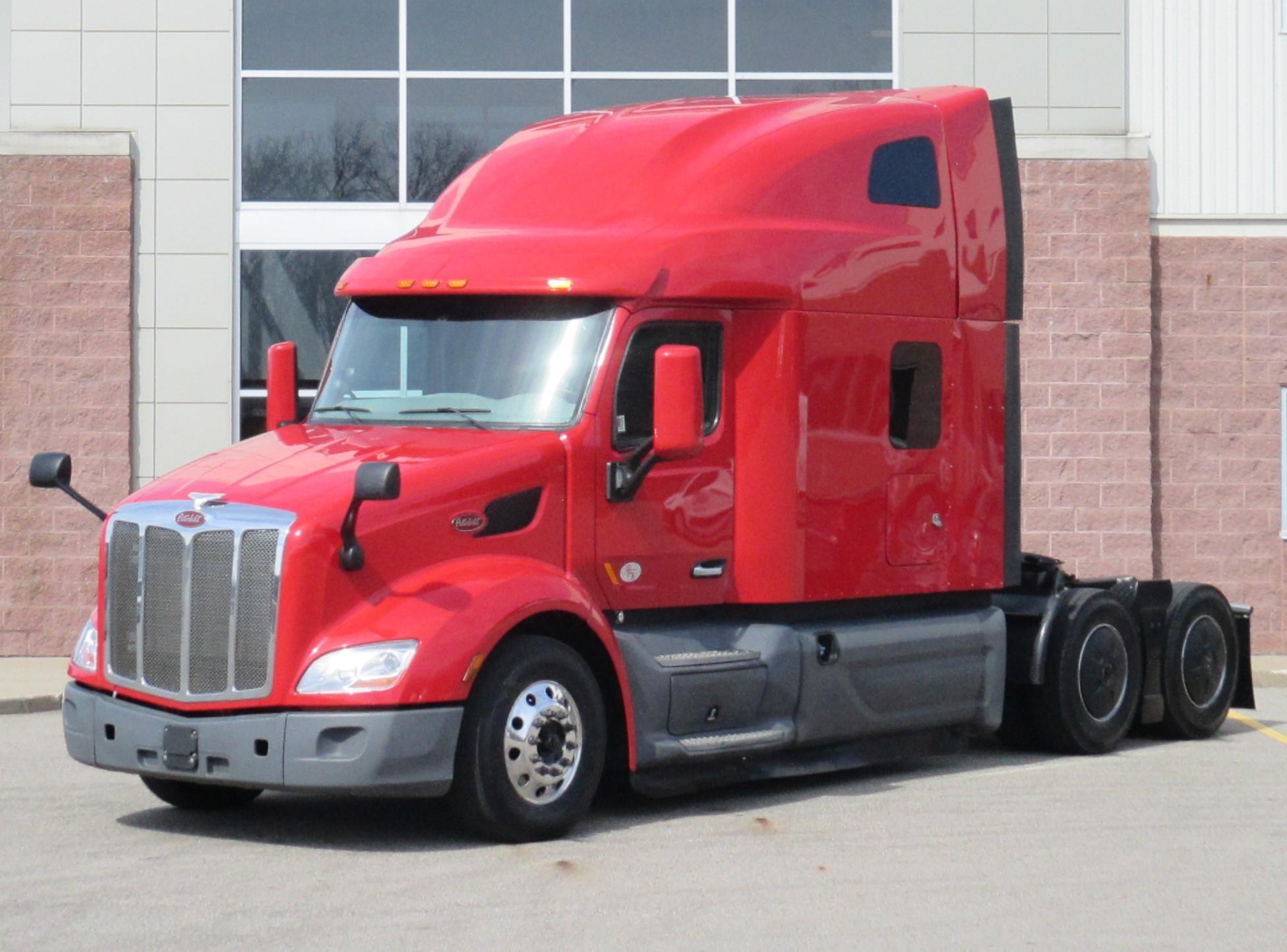 2022 Peterbilt