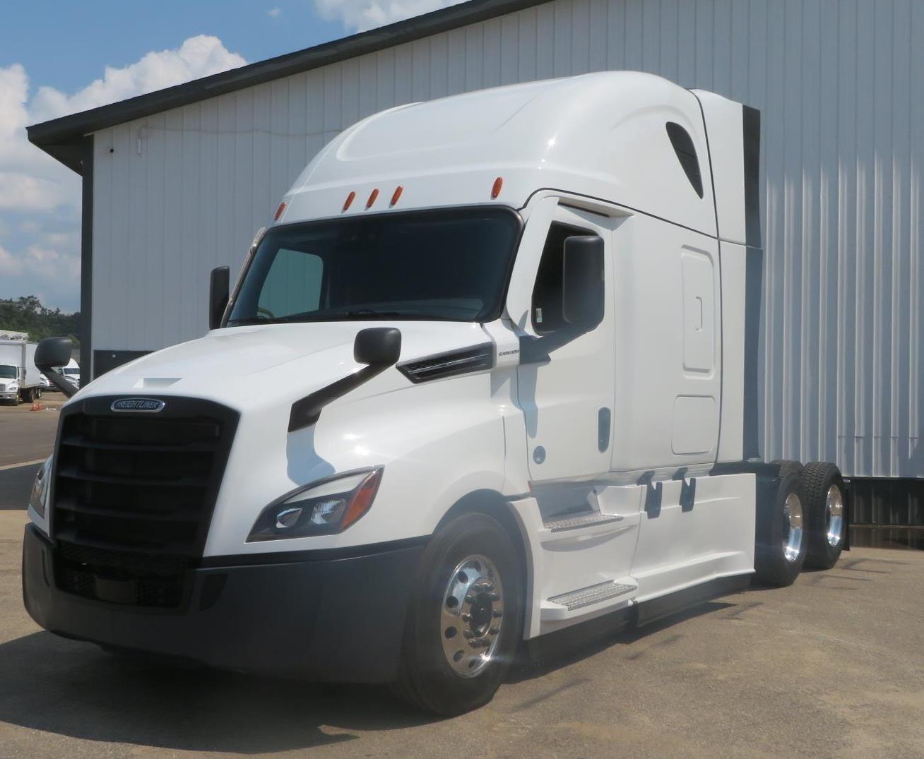 2023 Freightliner