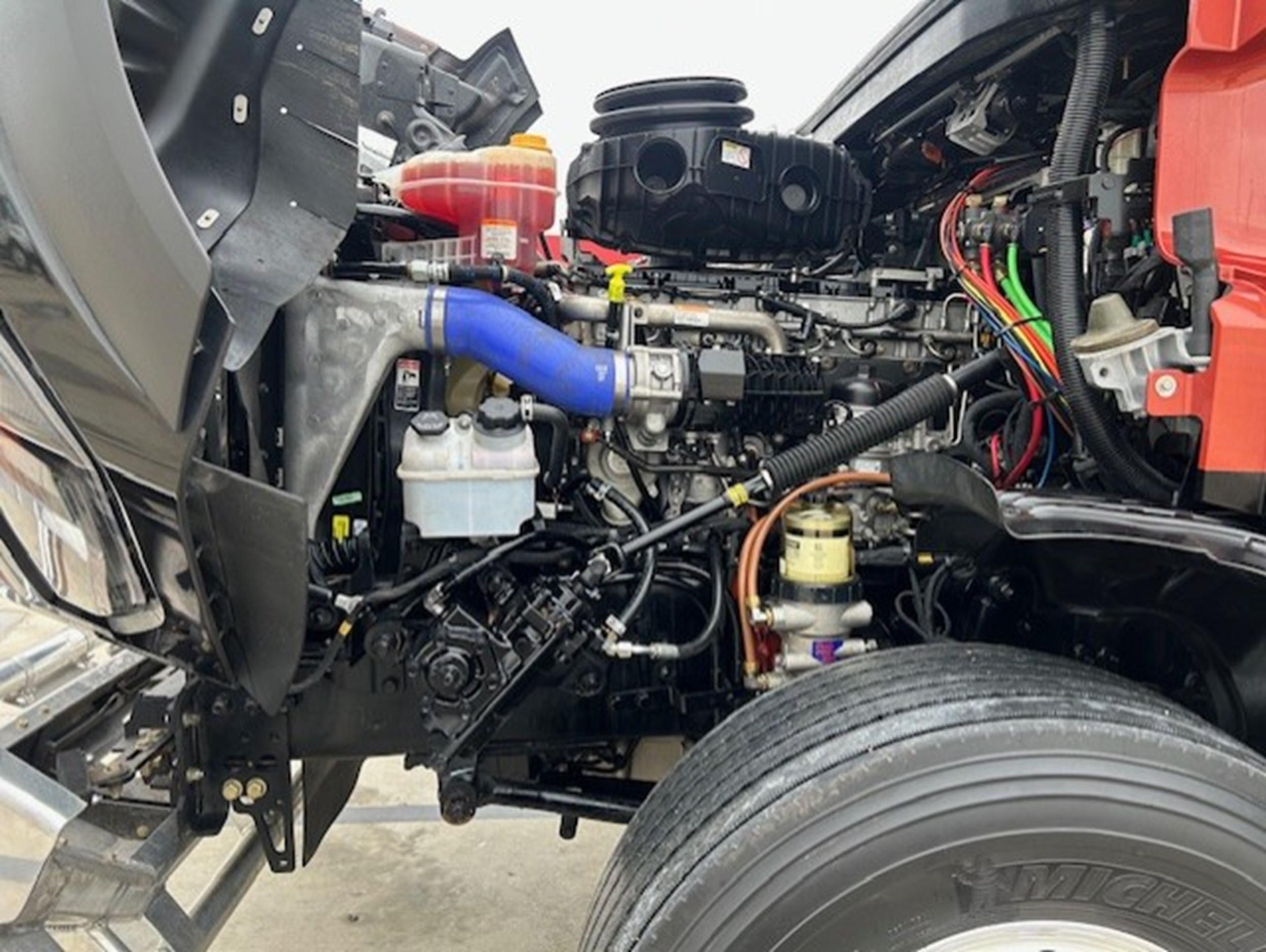 2025 Western Star — photo 20