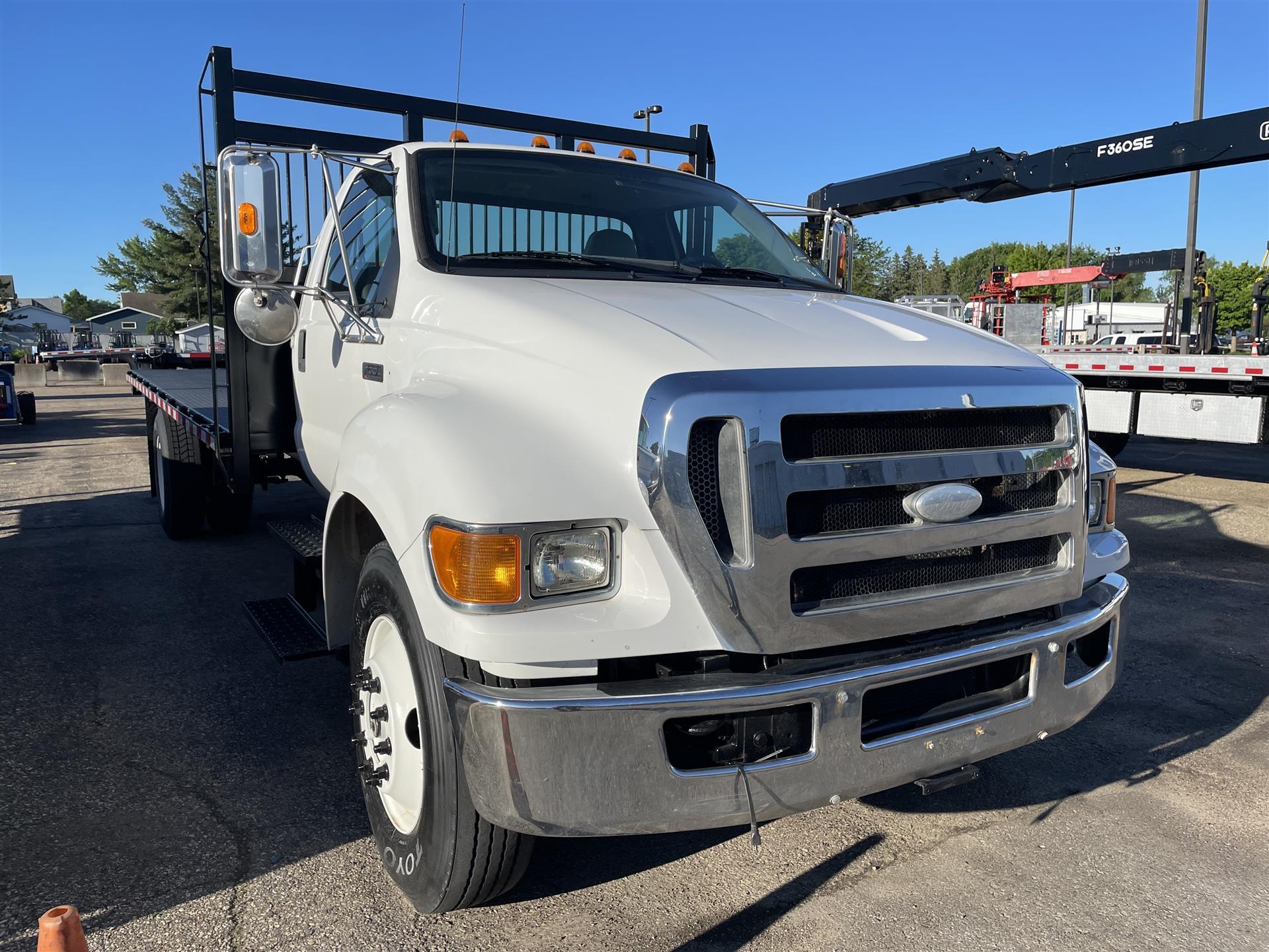 2008 Ford F-650 in Marshfield, WI — photo 2