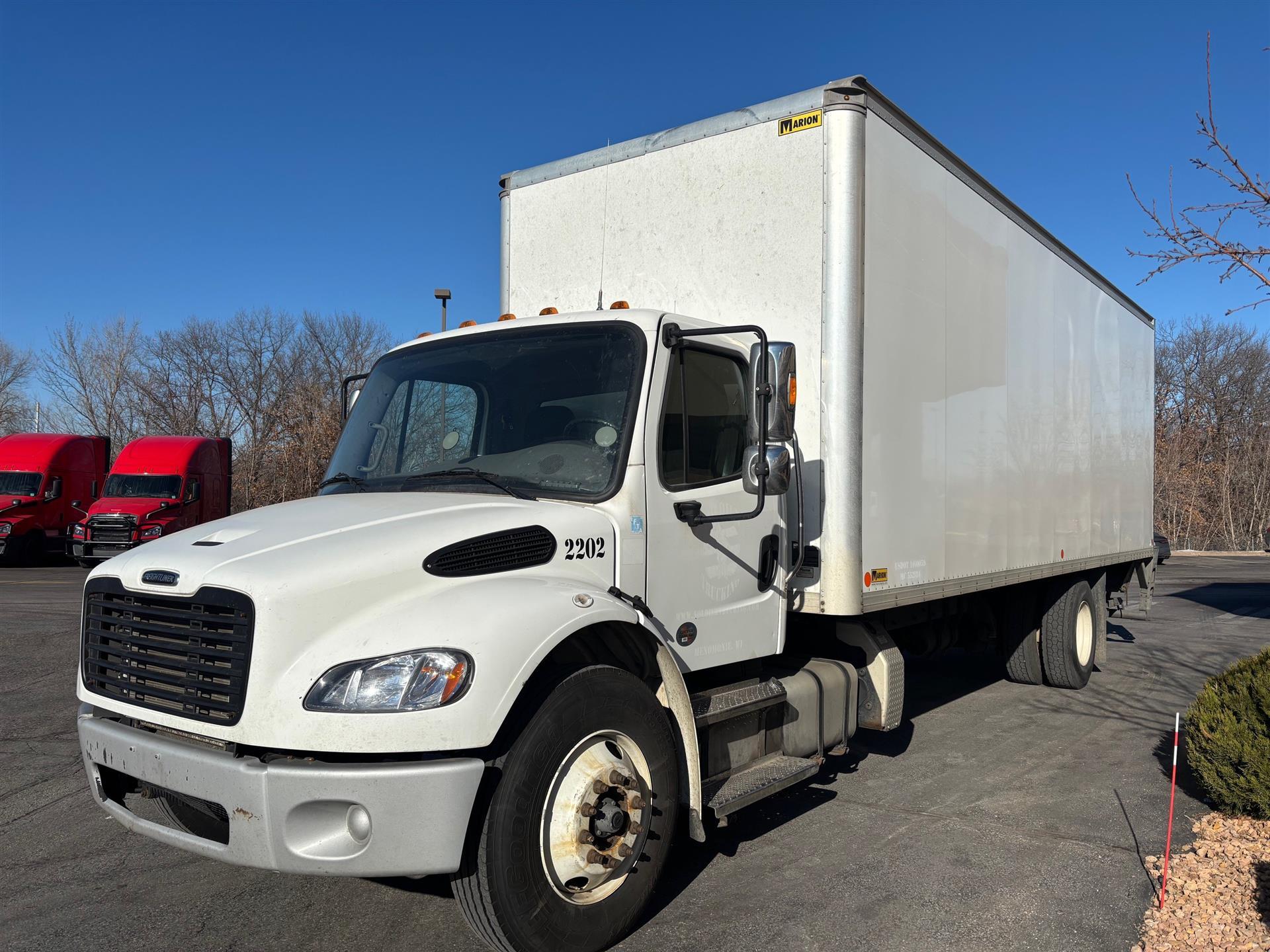 2022 Freightliner M2 106 in Inver Grove Heights, MN — photo 2