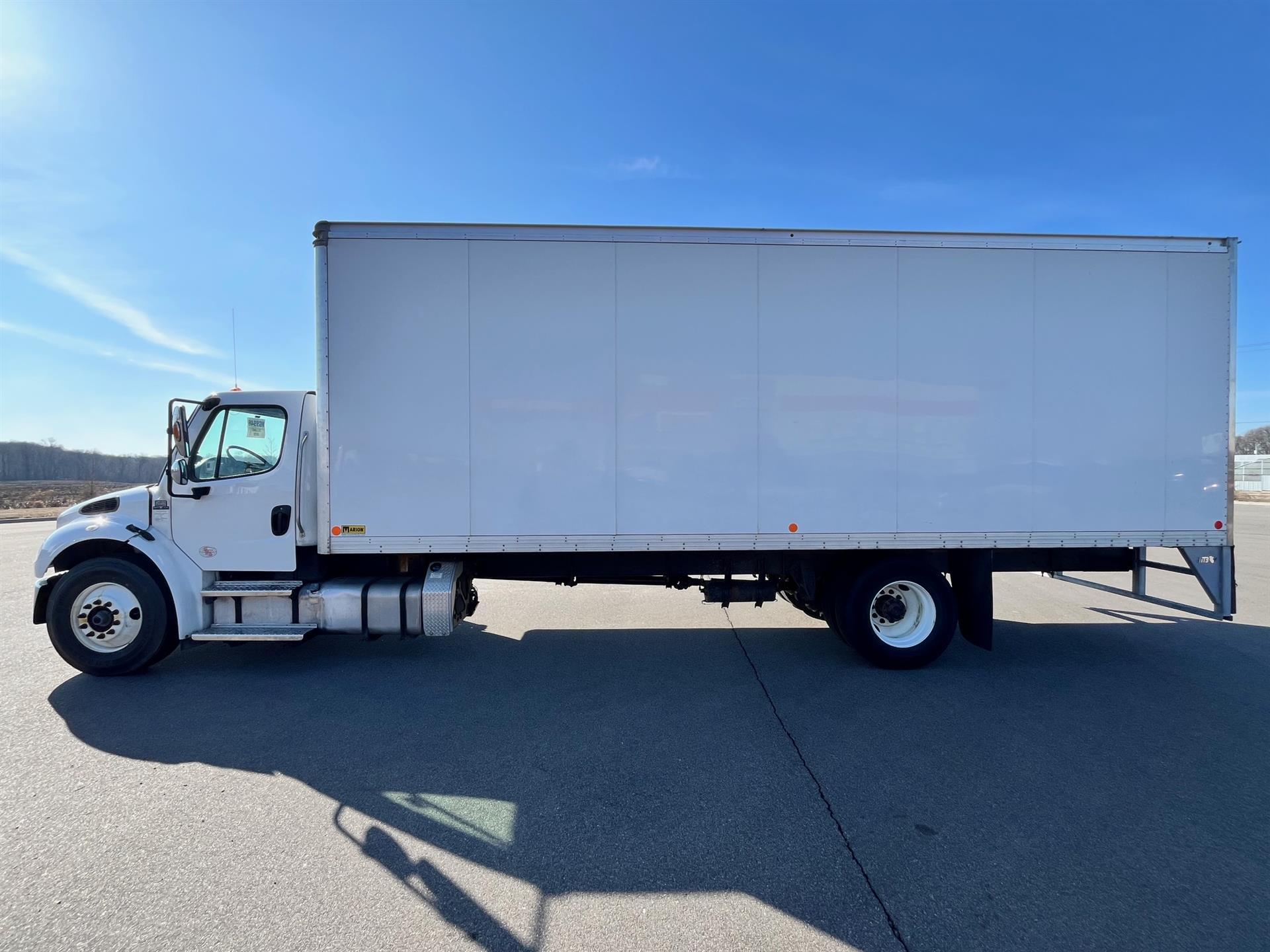 2022 Freightliner M2 106 in Inver Grove Heights, MN — photo 5