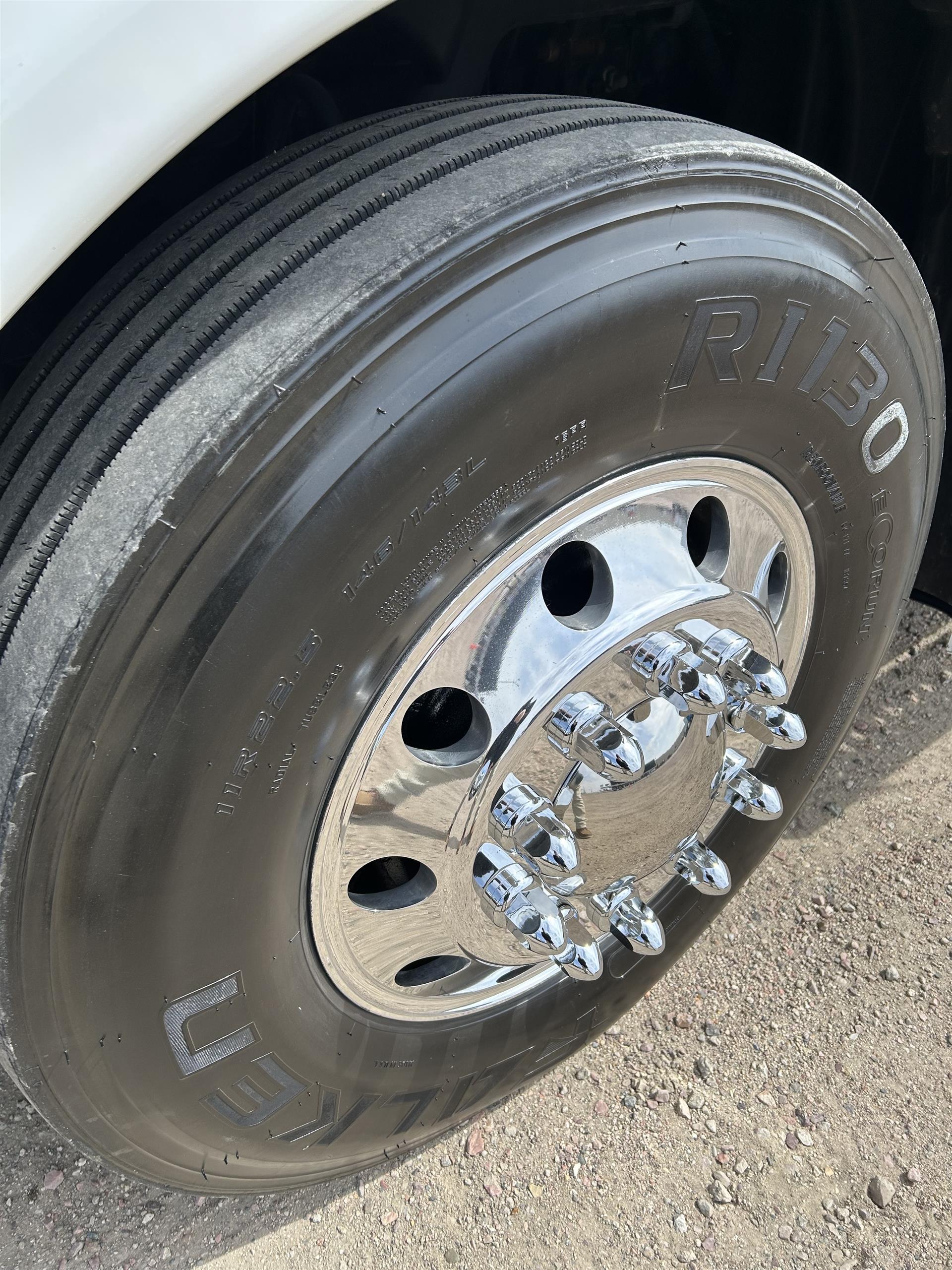 2015 Freightliner Cascadia in Sioux Falls, SD — photo 6
