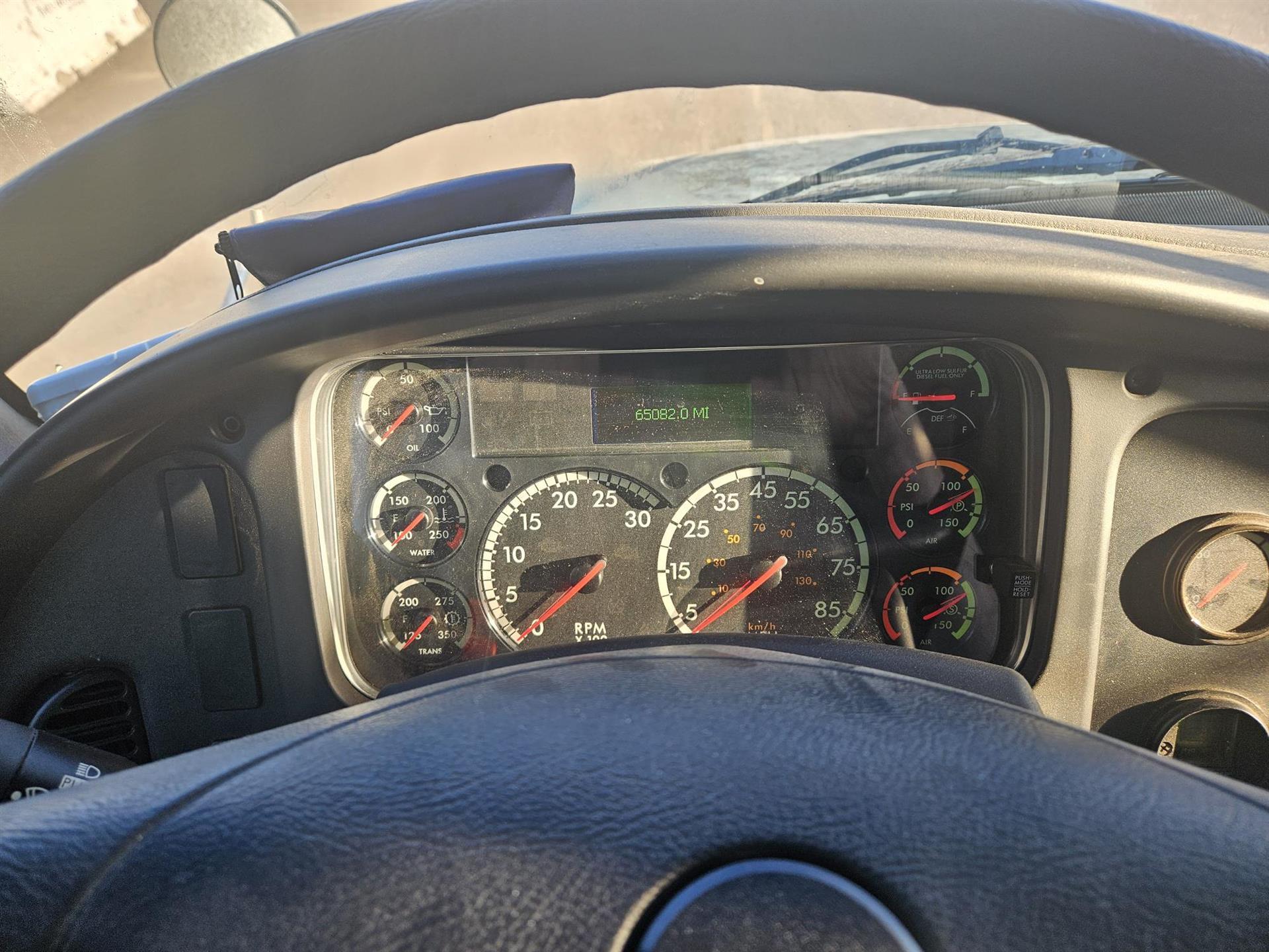 2020 Freightliner M2 106 in Inver Grove Heights, MN — photo 5