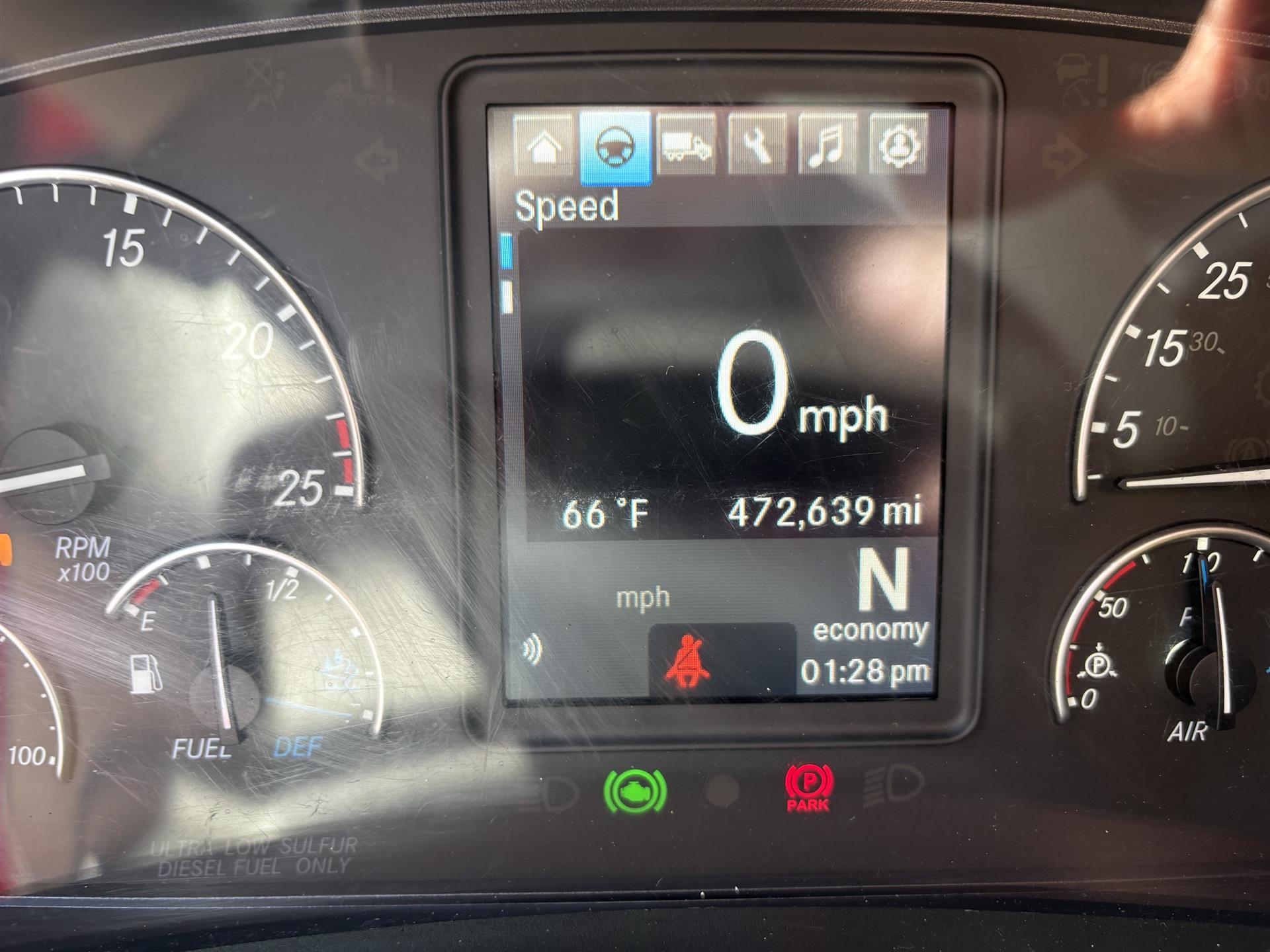 2023 Freightliner Cascadia in Inver Grove Heights, MN — photo 15