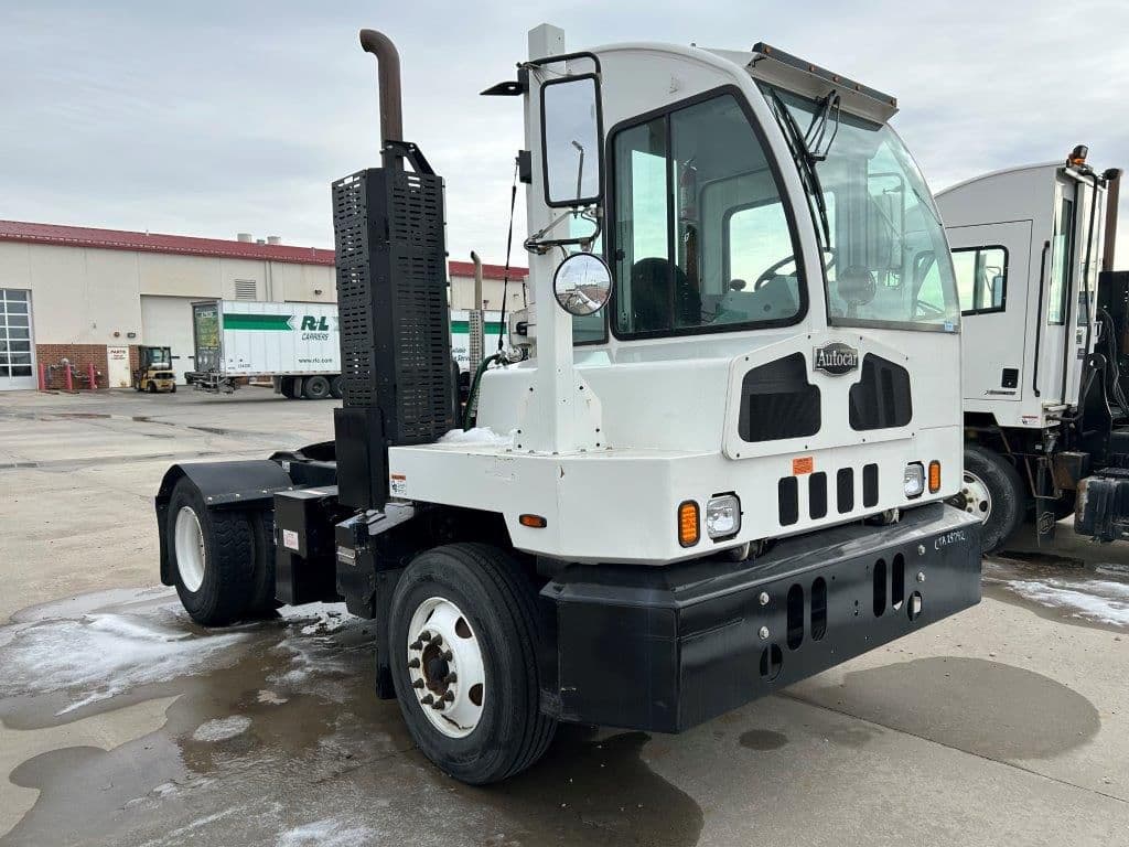2022 Autocar in Council Bluffs, IA — photo 2