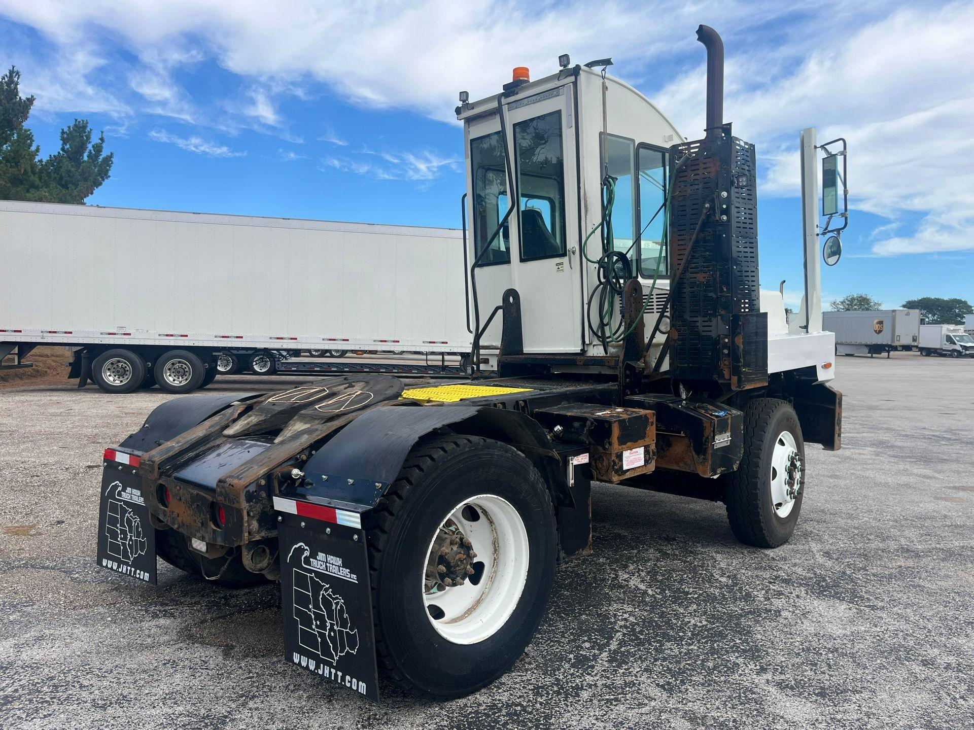 2018 Autocar in Council Bluffs, IA — photo 2