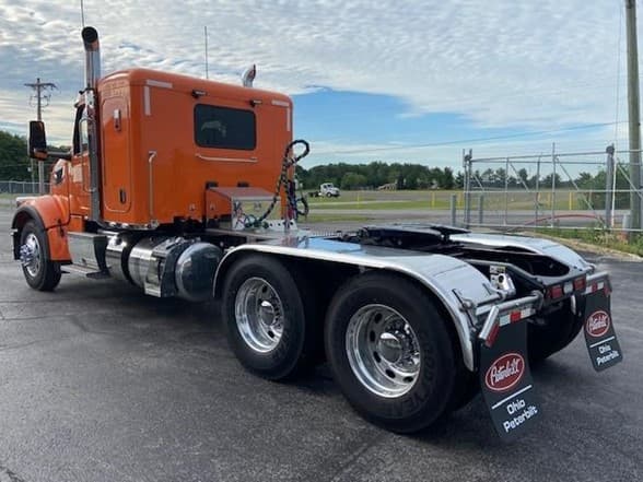 2025 Peterbilt 567 in Perrysburg, OH — photo 5