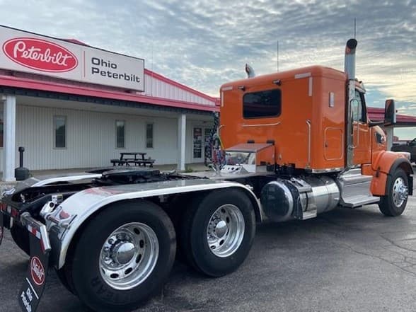 2025 Peterbilt 567 in Perrysburg, OH — photo 4