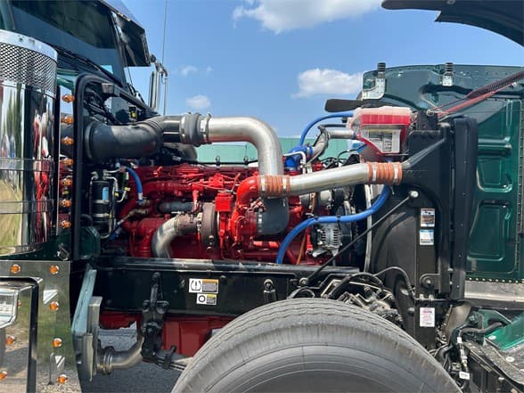 2024 Peterbilt 389 in Grove City, OH — photo 9