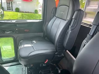 2023 Peterbilt 389 in Zanesville, OH — photo 19