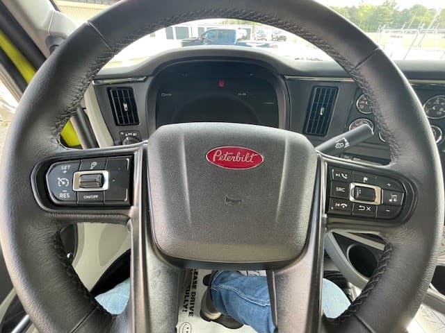 2026 Peterbilt 589 in Perrysburg, OH — photo 10