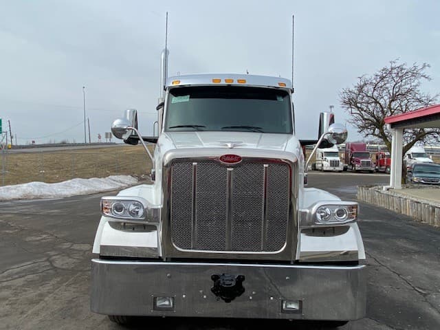 2026 Peterbilt 567 in Lima, OH — photo 2