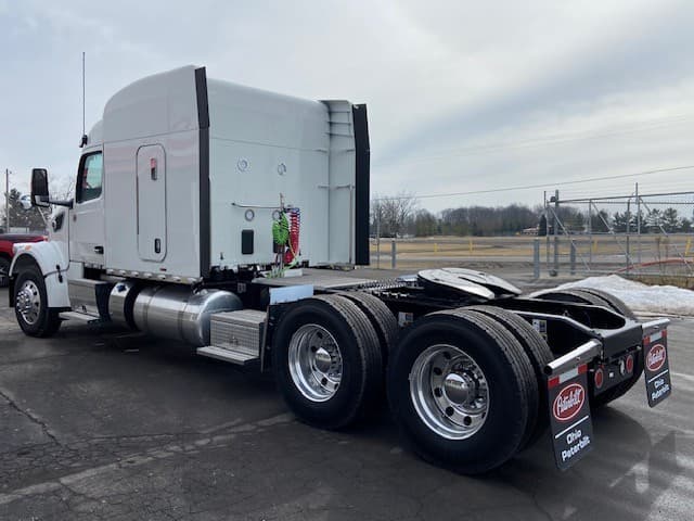 2026 Peterbilt 567 in Lima, OH — photo 4