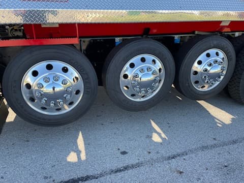 2027 Peterbilt 567 in Columbus, OH — photo 8
