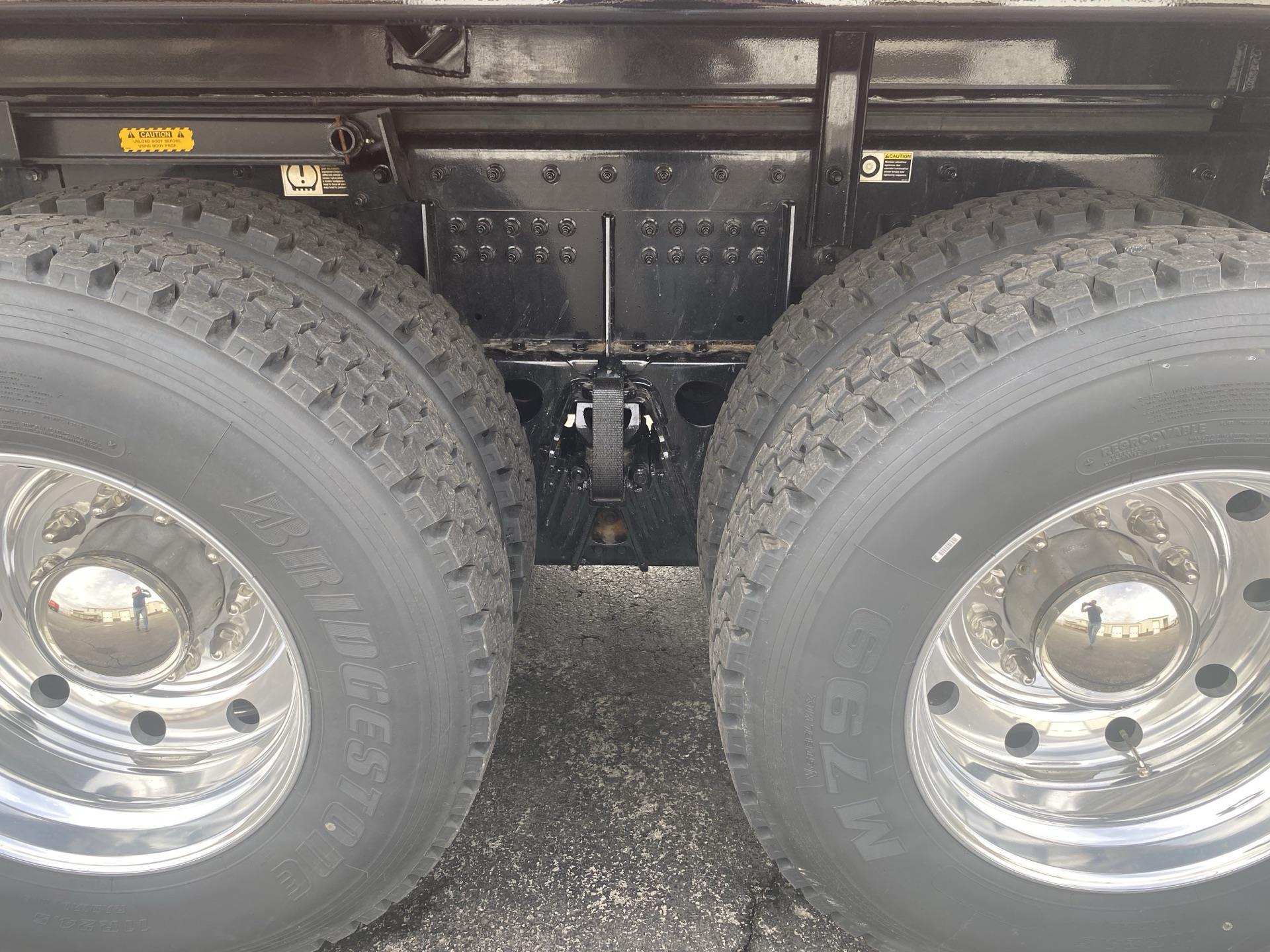 2027 Peterbilt 567 in Findlay, OH — photo 10