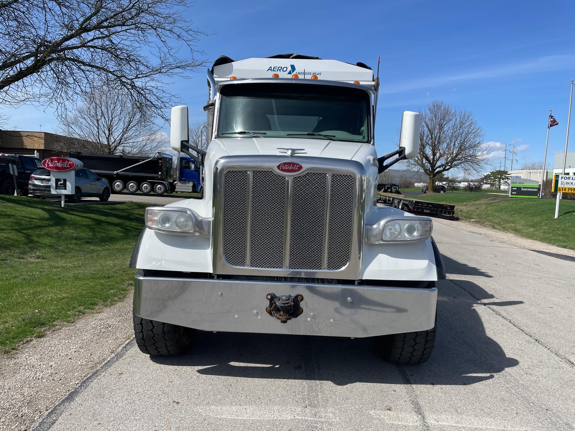 2020 Peterbilt 567 in Columbus, OH — photo 2