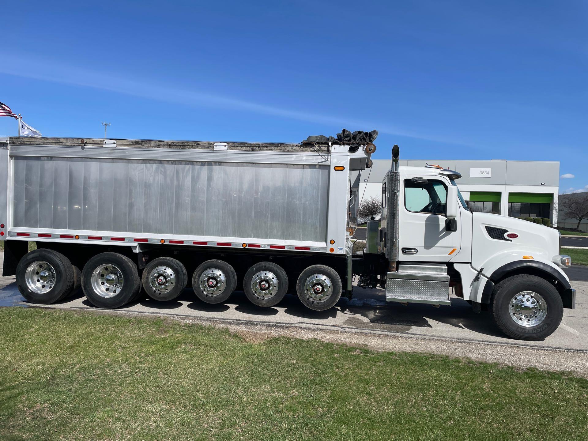 2020 Peterbilt 567 in Columbus, OH — photo 4