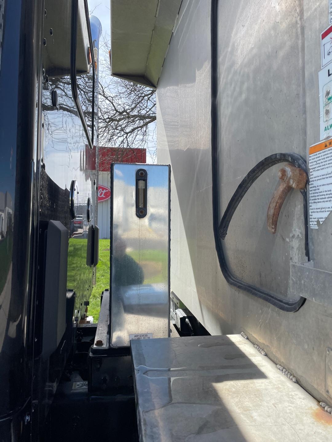 2021 Peterbilt 567 in Columbus, OH — photo 9