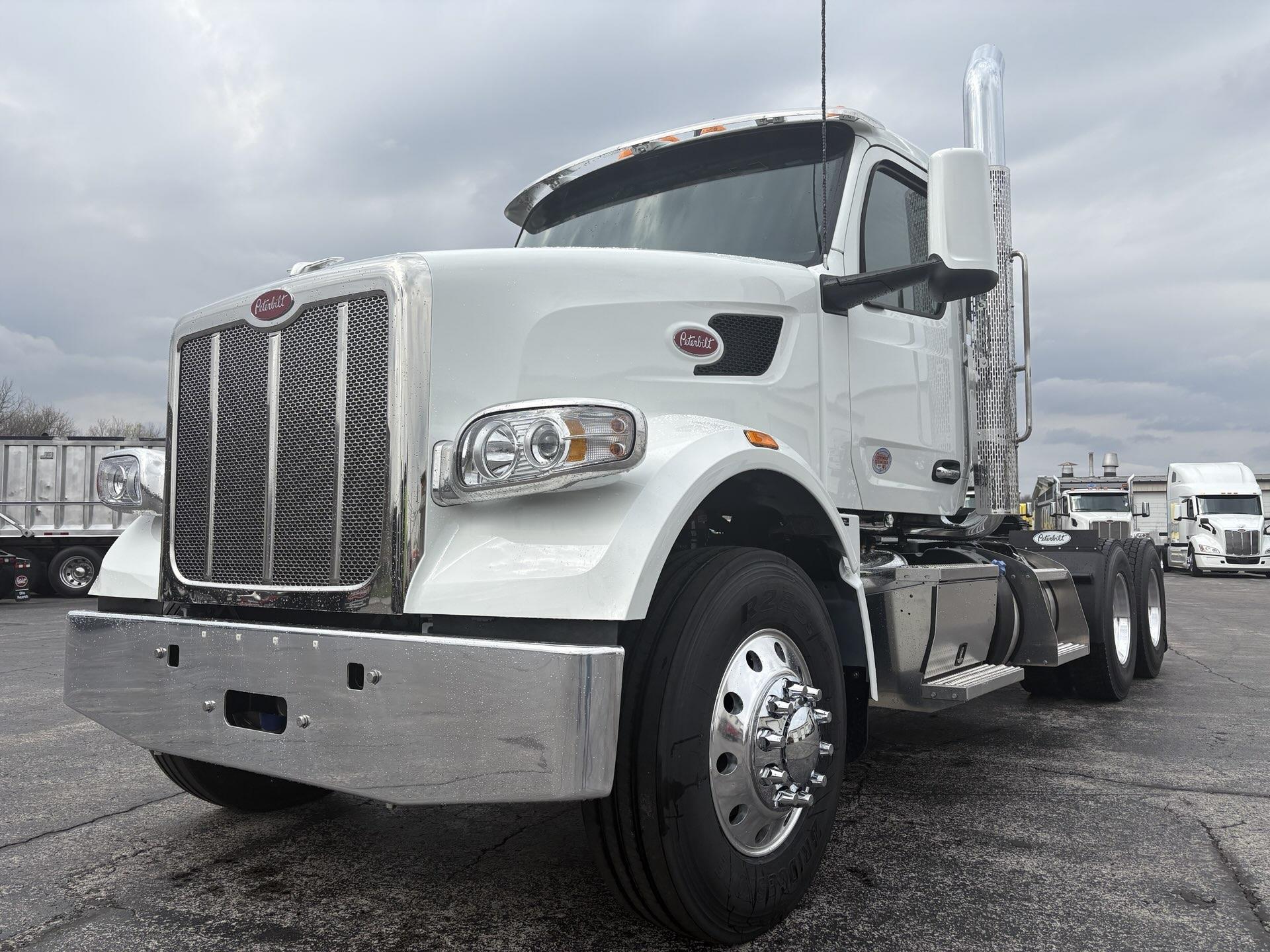2027 Peterbilt 567