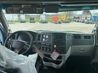 2025 Peterbilt 567 in Zanesville, OH — photo 19