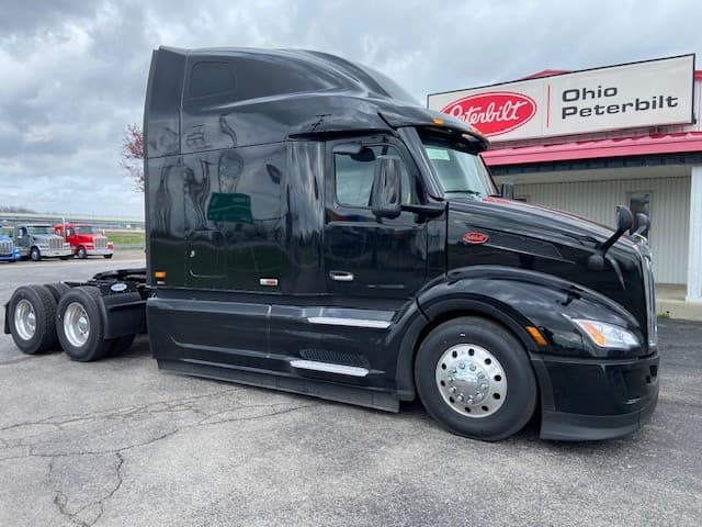2027 Peterbilt 579 in Lima, OH — photo 2