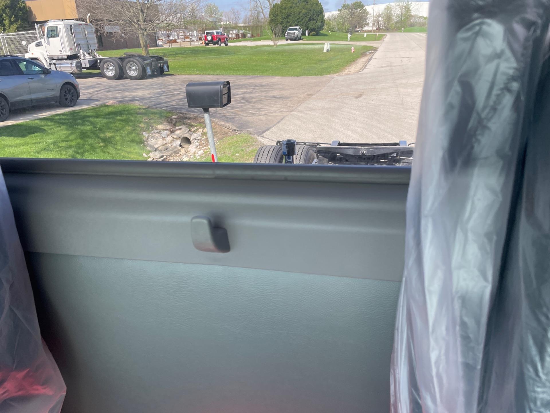 2027 Peterbilt 579 in Columbus, OH — photo 27