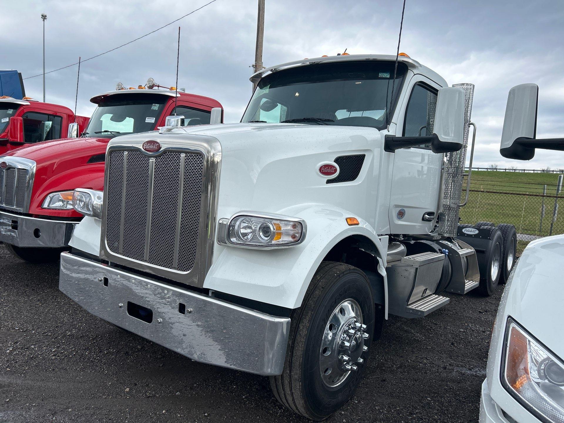 2027 Peterbilt 567