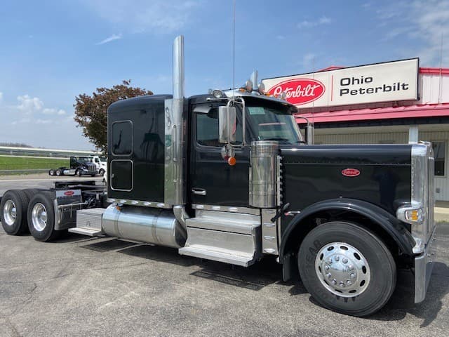 2027 Peterbilt 589 in Lima, OH — photo 2