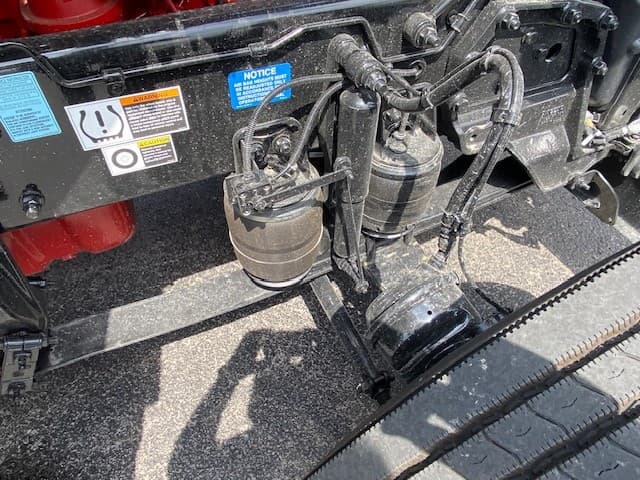 2027 Peterbilt 589 in Lima, OH — photo 17