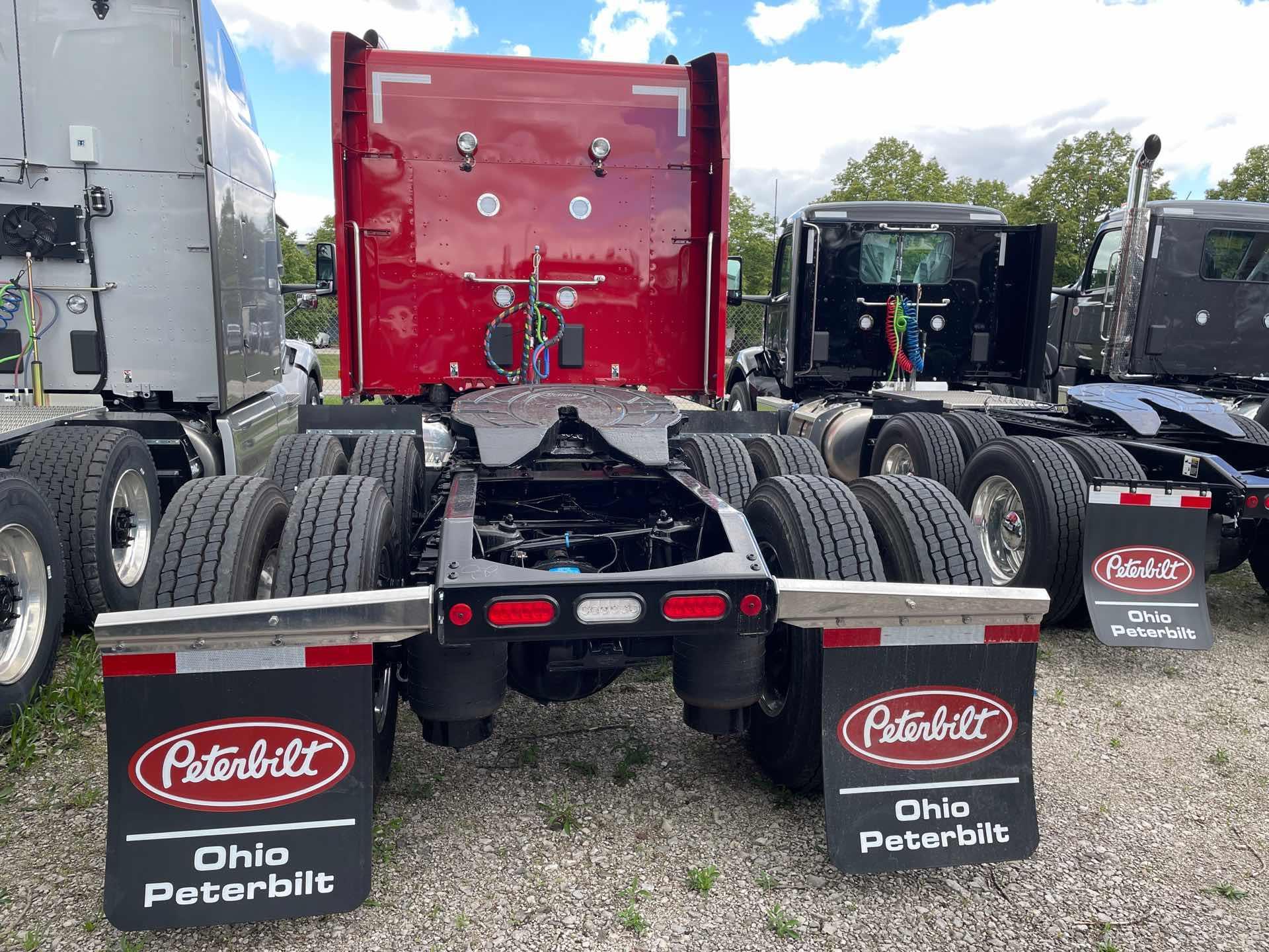 2027 Peterbilt 589 in Grove City, OH — photo 8