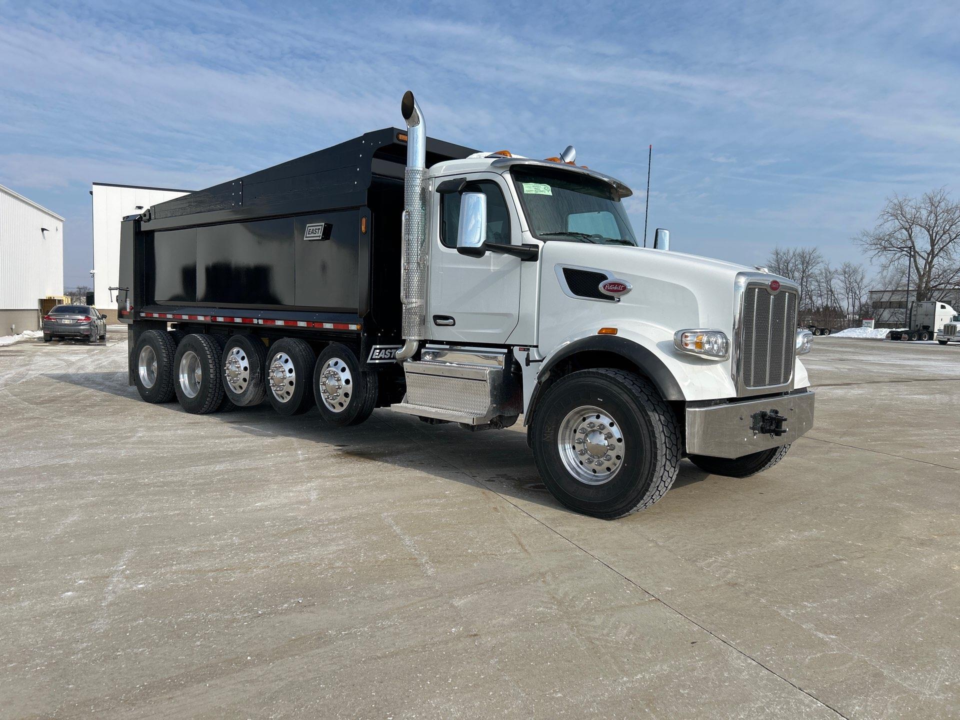 2026 Peterbilt 567 in Perrysburg, OH — photo 7