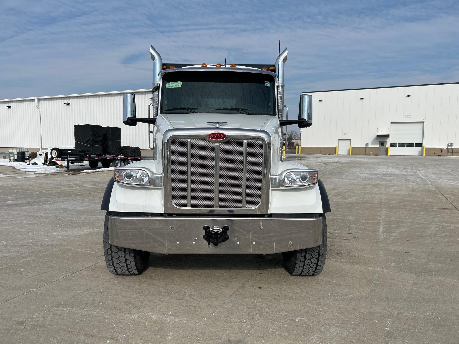 2026 Peterbilt 567 in Perrysburg, OH — photo 8