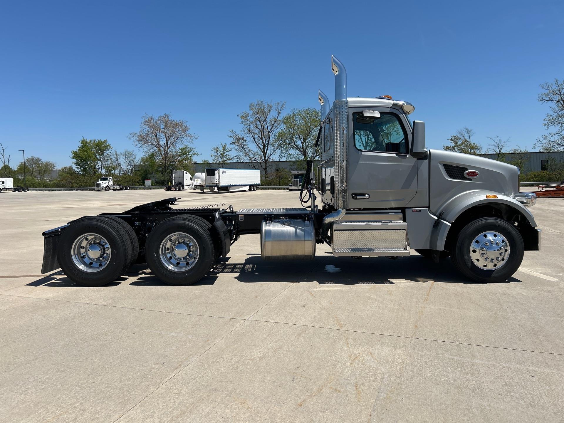 2027 Peterbilt 567 in Perrysburg, OH — photo 4