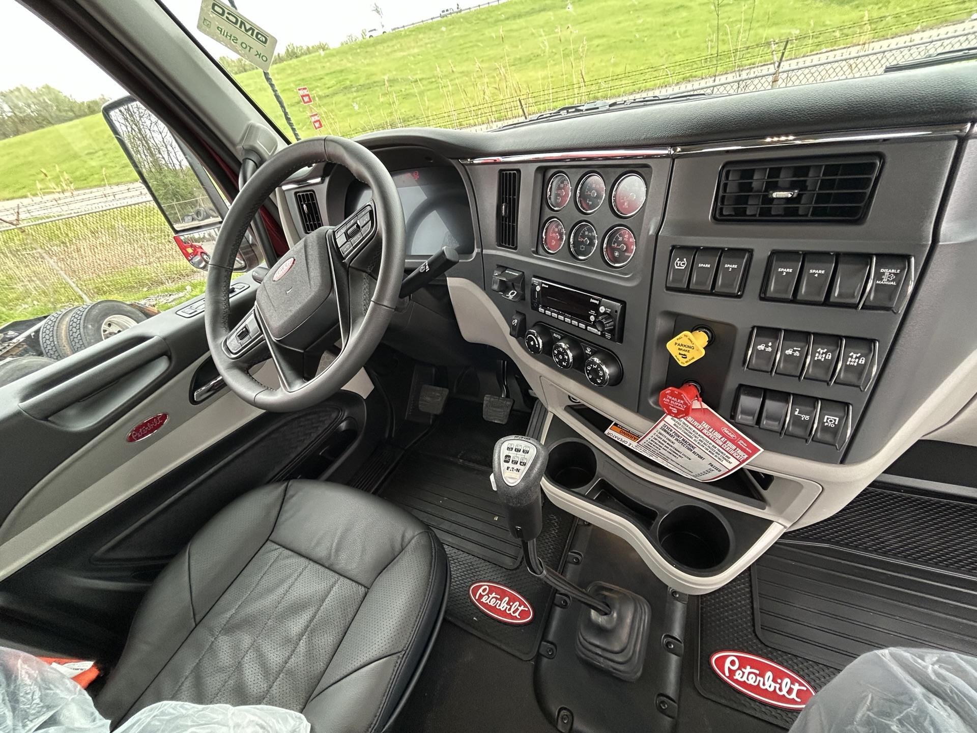2027 Peterbilt 567 in Youngstown, OH — photo 5